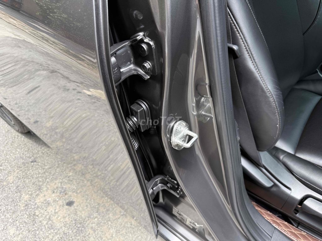 Mazda 3 2020 Sport 1.5L Premium Xám Titan. Mua bán Ô tô tại Quận 11 Tp Hồ Chí Minh được đăng bởi Thành Mazda  hình 14