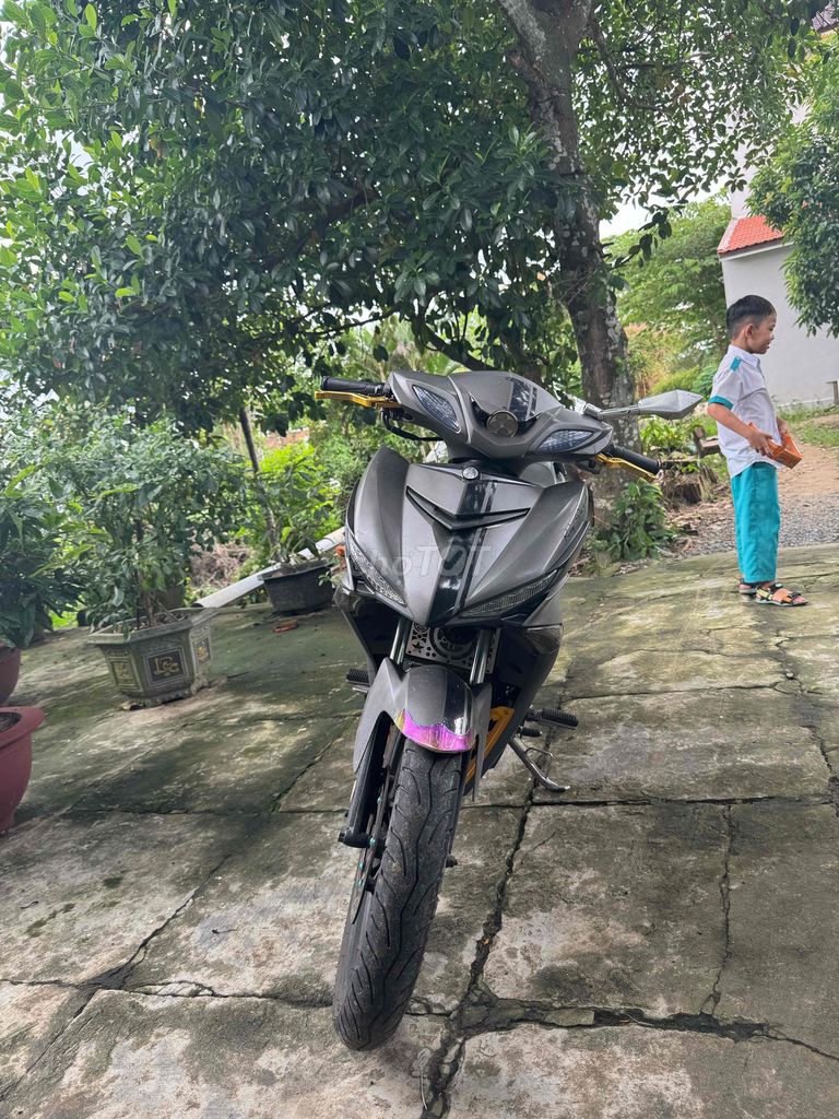 nhà dư xe nên bán con exiter cho bạn nào cần. Mua bán Xe máy tại Huyện Duy Xuyên Quảng Nam được đăng bởi Nam râu lend hình 2