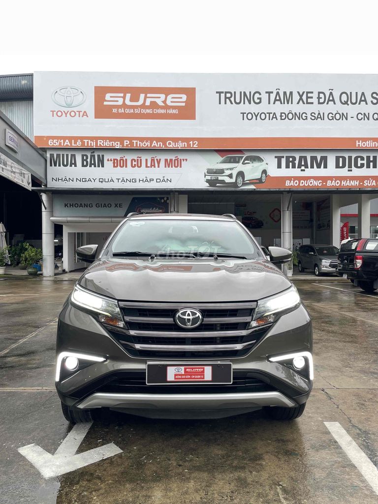 7 chổ nhập Toyota Rush 2018 1.5 AT biển sài gòn