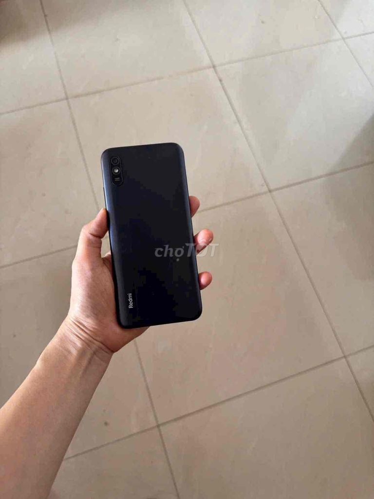 Xiaomi Redmi 9A đen ram4/64 pin5000. Mua bán Điện thoại tại Thành phố Buôn Ma Thuột Đắk Lắk được đăng bởi phuong smarphone hình 1