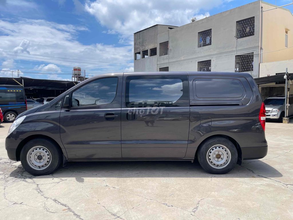 Hyundai Starex 2008 - 160000 km. Mua bán Ô tô tại Quận 7 Tp Hồ Chí Minh được đăng bởi Lethai hình 7