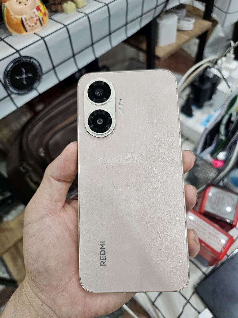 Xiaomi Redmi Turbo 4 Pro BẢN 16G/256 ZIN ĐẸP KENG. Mua bán Điện thoại tại Quận Tân Phú Tp Hồ Chí Minh được đăng bởi Ngô Minh Mobile  hình 1
