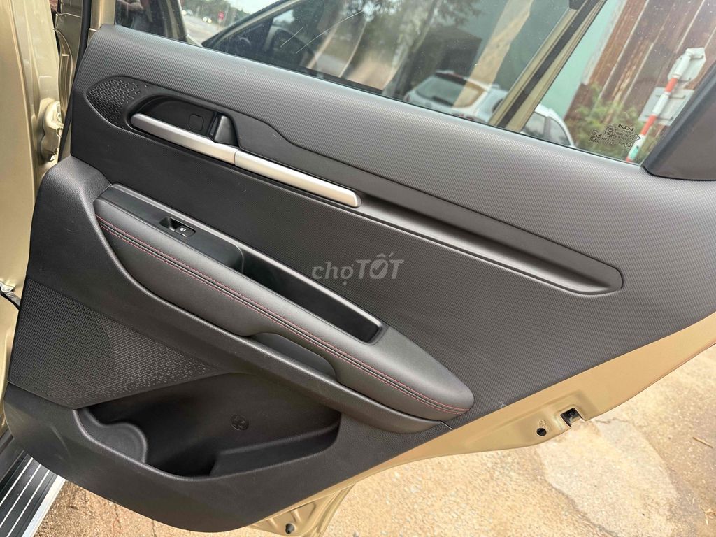 Kia Sonet Vàng cát 5 chỗ. Mua bán Ô tô tại Thành phố Qui Nhơn Bình Định được đăng bởi Âu nguyên tân  hình 5