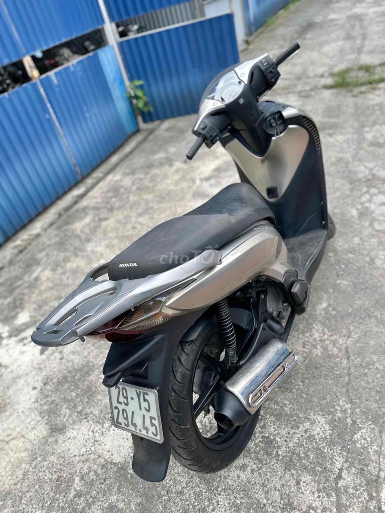 honda SH nhập ý up phoom 2012. Mua bán Xe máy tại Thành phố Nam Định Nam Định được đăng bởi xe máy Trần Trung Bil 1988 hình 5