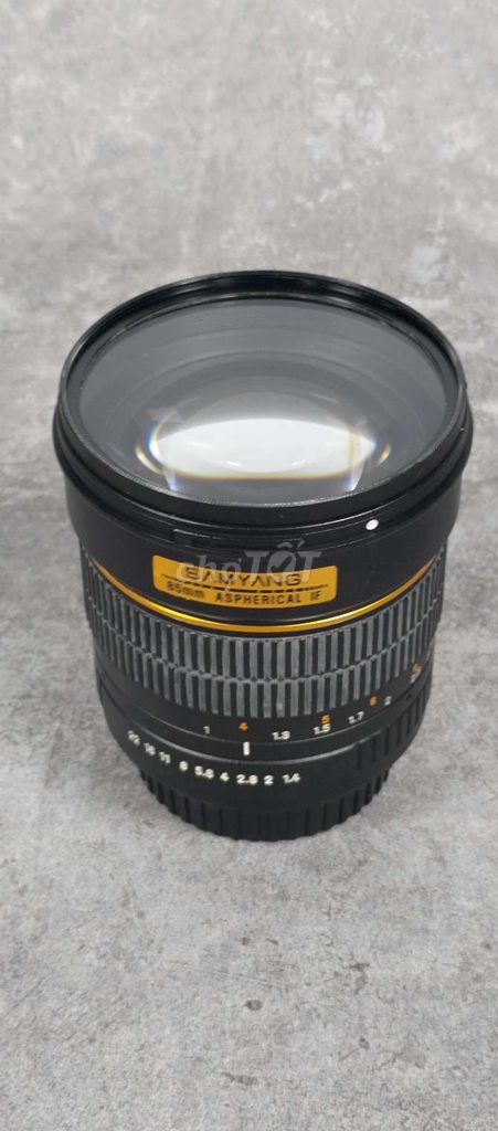 Samyang 85mm F/1.4 AS IF for Canon