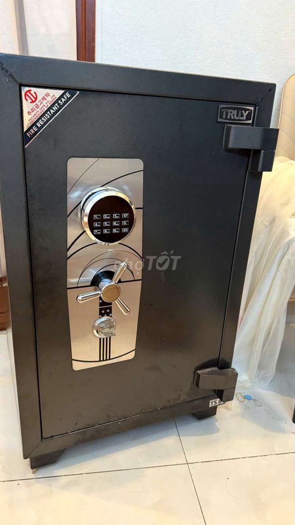 Két sắt TRULY SAFE Đen Thép cao cấp. Mua bán Nội thất, đồ gia dụng khác tại Quận 7 Tp Hồ Chí Minh được đăng bởi HaiDo Store   hình 1