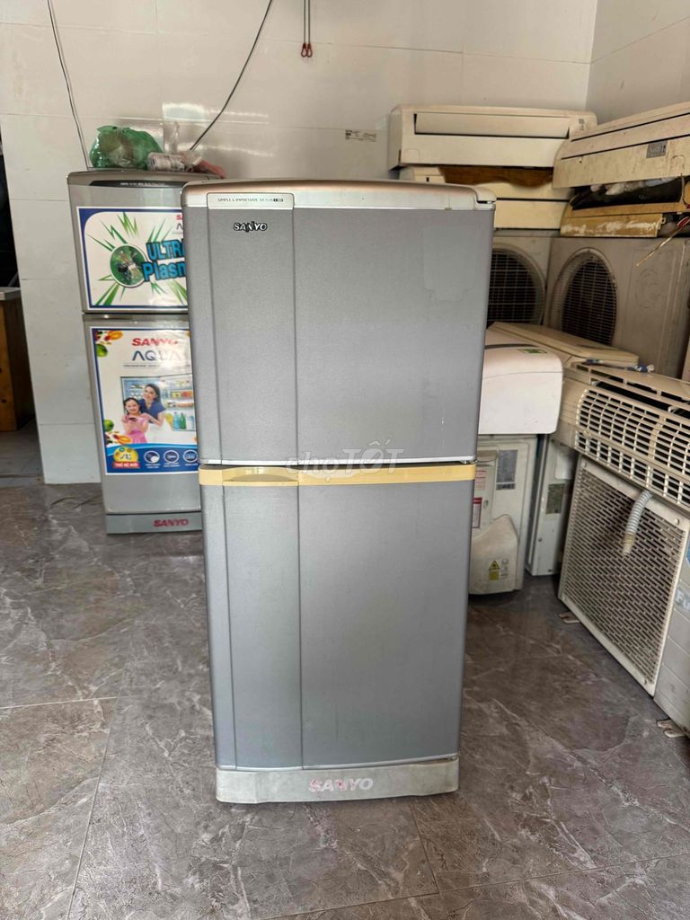 Tủ lạnh Sanyo 120L. Mua bán Tủ lạnh tại Quận Hoàng Mai Hà Nội được đăng bởi Anh Quân hình 1