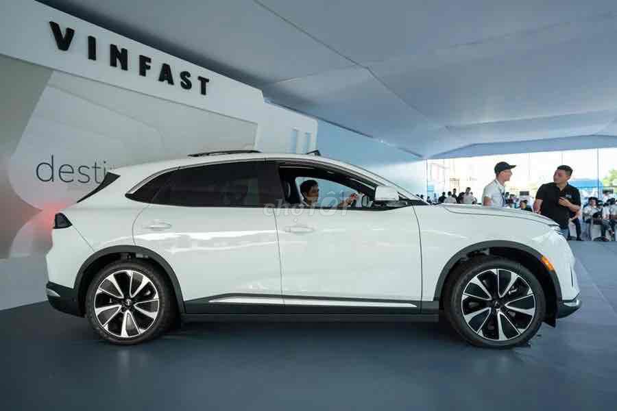 THANH TOÁN GẦN 150 TRIỆU ĐỒNG NHẬN NGAY VF8. Mua bán Ô tô tại Quận 10 Tp Hồ Chí Minh được đăng bởi VINFAST SÀI GÒN  hình 5