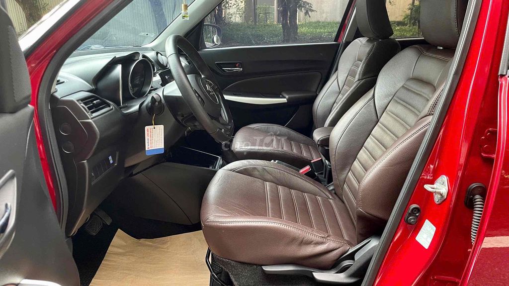 Suzuki Swift GLX 1.2 AT 2019 - odo 57000km. Mua bán Ô tô tại Quận Bắc Từ Liêm Hà Nội được đăng bởi Hoàng Nga hình 6