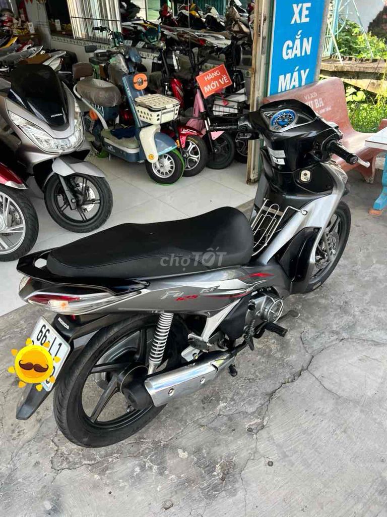 Future Fi xe đẹp Máy Zin (trả góp). Mua bán Xe máy tại Huyện Lai Vung Đồng Tháp được đăng bởi Cửa Hàng Xe Gắn Máy PHONG uy tín hình 2