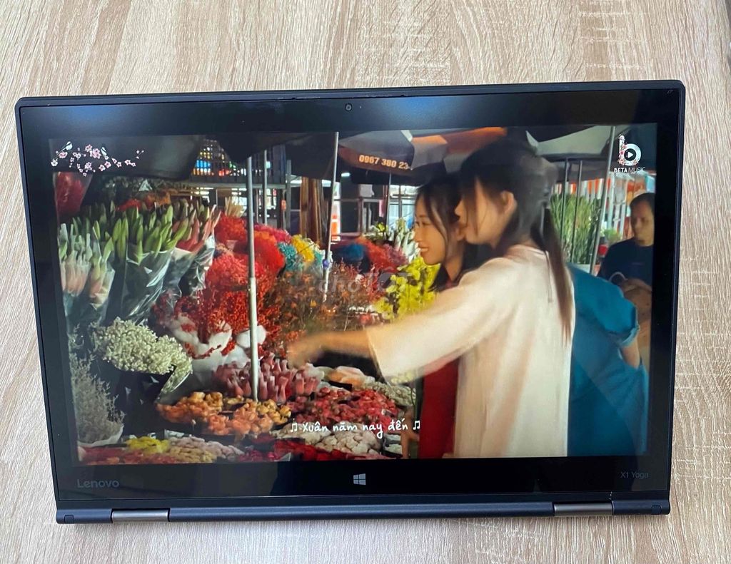 lenovo yoga cảm ứng i7 máy gập như ipad