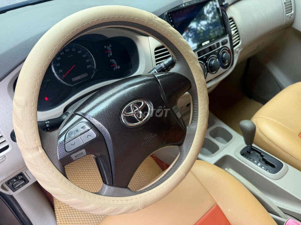 Toyota Innova 2014 2.0V - 115000. Mua bán Ô tô tại Quận Bình Thạnh Tp Hồ Chí Minh được đăng bởi Tân hình 7