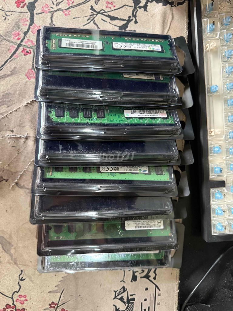 Bán combo 8 cây ram DDR3 4gb 2gb 1gb đủ loại. Mua bán Linh kiện (RAM, Card...) tại Thành phố Dĩ An Bình Dương được đăng bởi hàng mới thanh lý 1 nữa giá hình 1