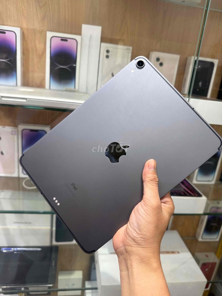 iPad Pro 2018 64gb 4G. Máy Zin. Pin 90.Màn sáng đẹ