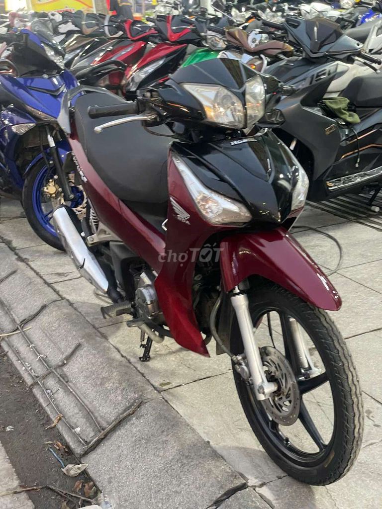 Honda future mập Fi 2016 mới 90% biển số 69. Mua bán Xe máy tại Quận Tân Phú Tp Hồ Chí Minh được đăng bởi Tuanduy hình 3