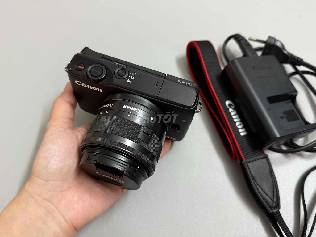 Canon M10 + 15-45 STM đẹp keng 99% tem LBM