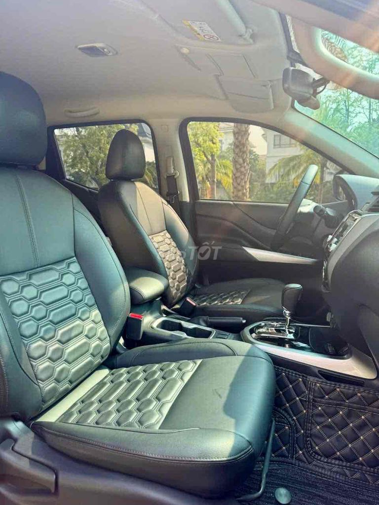 Nissan Navara 2022 VL 2.3 AT 4WD Cao cấp - 48000km. Mua bán Ô tô tại Quận Bắc Từ Liêm Hà Nội được đăng bởi Hoàng Nga hình 7