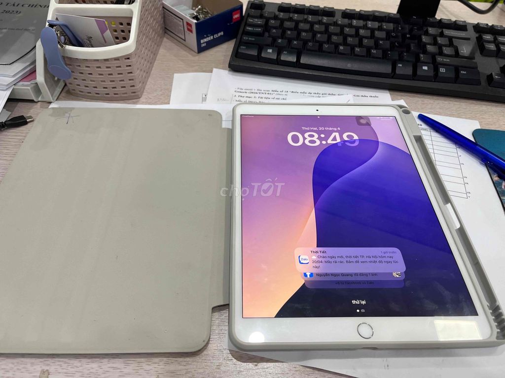 Apple iPad Air 3 64GB LTE Bạc. Mua bán Máy tính bảng tại Quận Thanh Xuân Hà Nội được đăng bởi Nguyễn Tuân hình 1