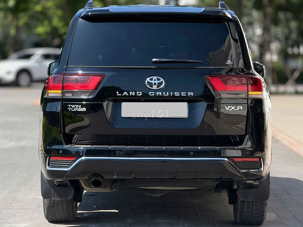 Toyota Land Cruiser 300 VXR V6 2023, Chất Như Mới. Mua bán Ô tô tại Quận Long Biên Hà Nội được đăng bởi Long Biên Cars hình 20