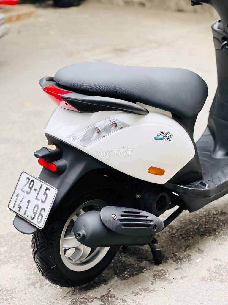 Piaggio Zip 100 Biển Hà Nội 29B1 14196 ĐKY 2019. Mua bán Xe máy tại Quận Cầu Giấy Hà Nội được đăng bởi Hoài Nam hình 4