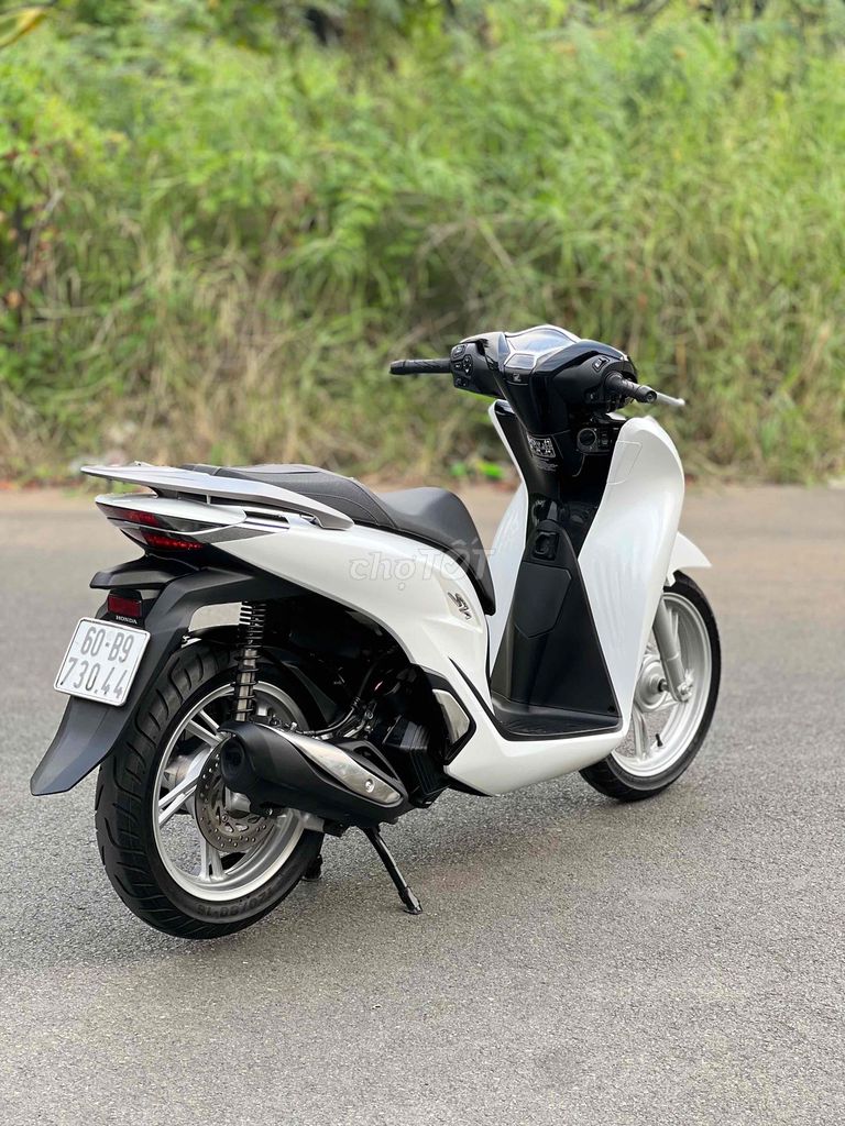 Shvn 150cc Cbs Trắng Đen 2022 Biển 60 Có Trả Góp🎉🎉. Mua bán Xe máy tại Thành phố Biên Hòa Đồng Nai được đăng bởi Xe Máy Phát Đồng hình 3