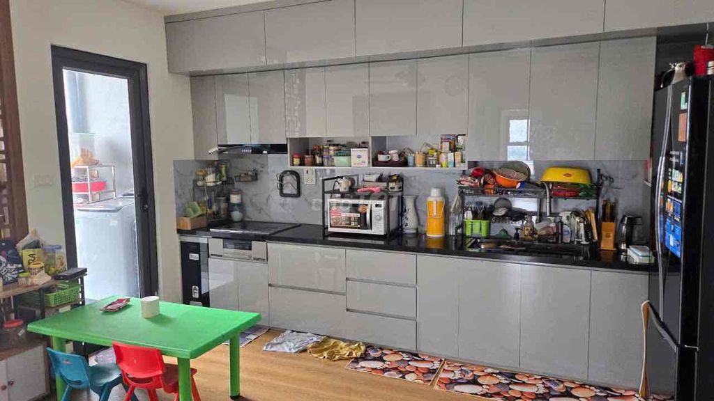 Chính chủ cần tiền hạ giá bán căn chung cư Lô góc đẹp, giá tốt