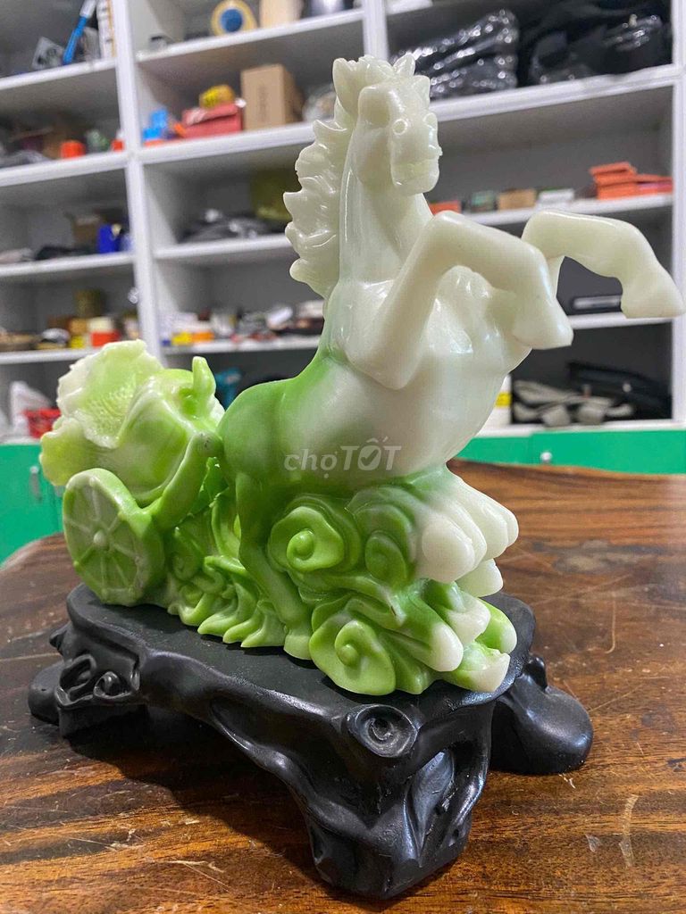 Tượng Ngựa đá mô hình trang trí trưng bày. Mua bán Sở thích khác tại Thành phố Cà Mau Cà Mau được đăng bởi Điện máy Cà Mau hình 1