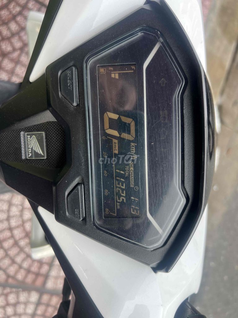 mới về click (thái)trắng tuyết xe zin hết mới tin. Mua bán Xe máy tại Quận Phú Nhuận Tp Hồ Chí Minh được đăng bởi CuBi Thanh Sơn hình 1