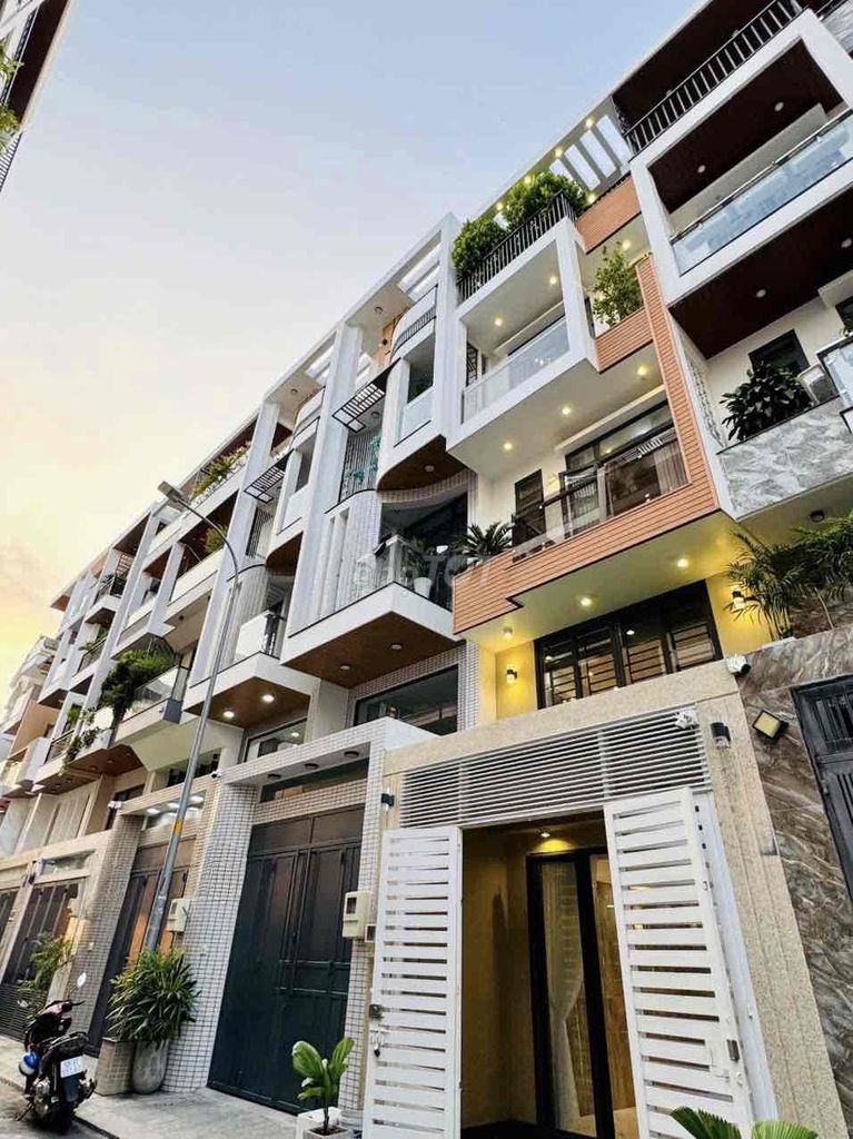 NHÀ PHỐ KHU ĐỒNG BỘ NGUYỄN TƯ GIẢN NỘI THẤT CAO CẤP