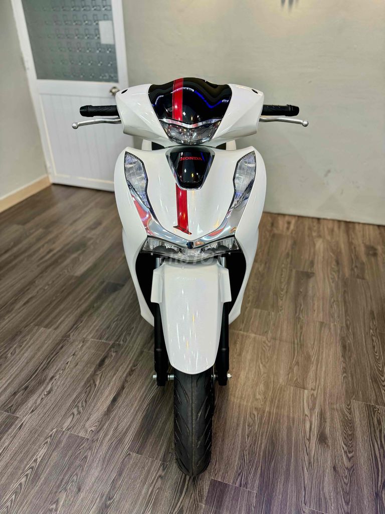 Honda SH125 date 2023 Trắng Đen Sporty Bs 63