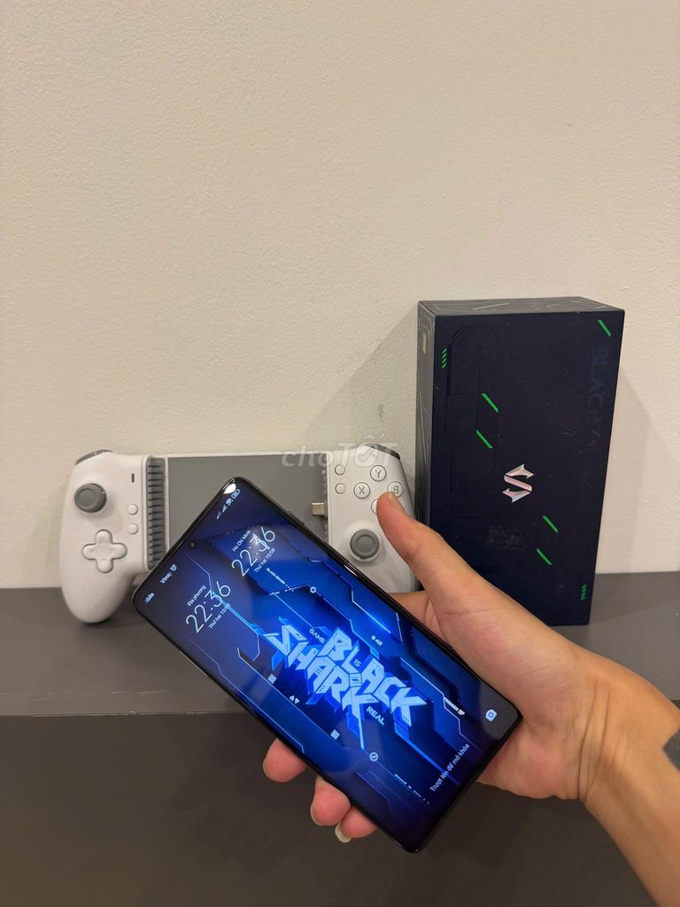 Black Shark 5 Pro Đen Quốc tế Đã sử dụng. Mua bán Điện thoại tại Huyện Gia Lâm Hà Nội được đăng bởi Mạc Trung Thành hình 1