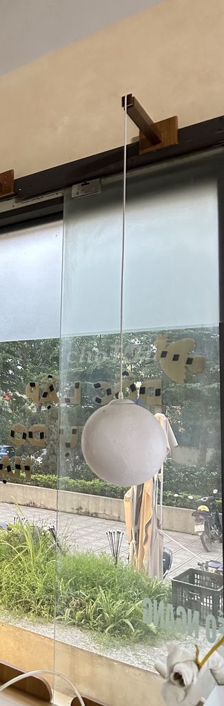 Thanh Lý Đèn Trang Trí Tròn Ánh Sáng Vàng. Mua bán Đèn tại Quận Nam Từ Liêm Hà Nội được đăng bởi LỢI hình 1