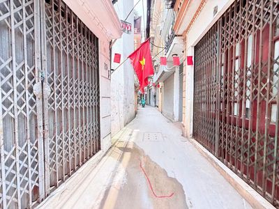 Bán đất tặng nhà 3 tầng, Võ Chí Công, Cầu Giấy, giá đầu tư