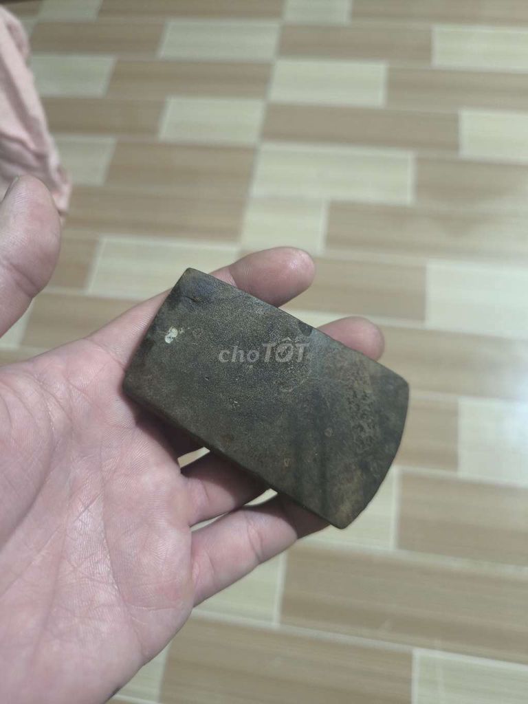 Lưỡi tầm sét Đá Nâu xám