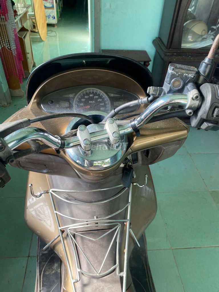 Honda PCX 2012 màu Nâu. Mua bán Xe máy tại Quận Ô Môn Cần Thơ được đăng bởi Cty an tinh phát dat hình 6