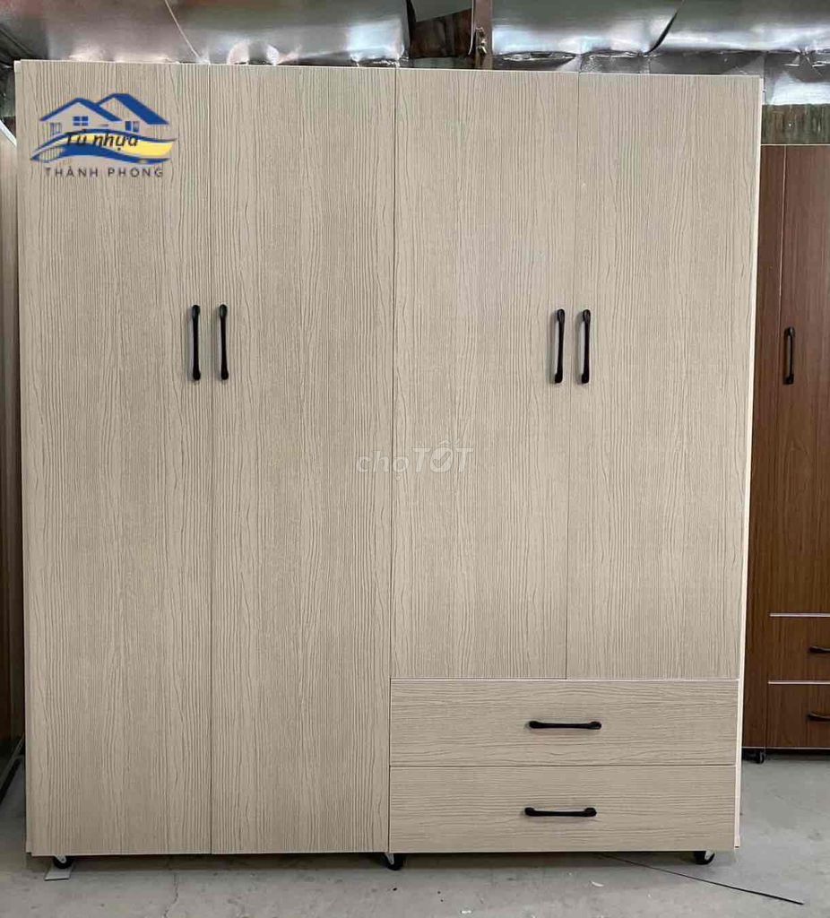 Tủ quần áo// Tủ quần áo // Tủ 4 cánh. Mua bán Tủ, kệ gia đình tại Thành phố Thủ Đức Tp Hồ Chí Minh được đăng bởi Ngọc Lan hình 1