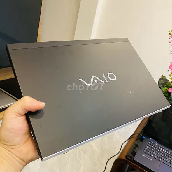 Sony VAIO i5 Gen 8 13.3 inch 8GB/128GB. Mua bán Laptop tại Thành phố Hải Dương Hải Dương được đăng bởi Hội Đồ Điện Tử hình 1