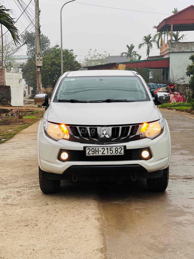 Mitsubishi Triton 2019 4x2 AT - 82000 km