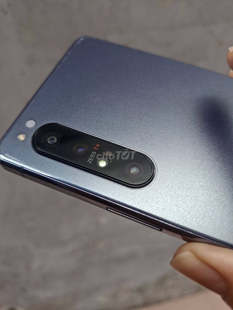 Sony Xperia 1 Mark II 128GB Xám Docomo. Mua bán Điện thoại tại Quận 1 Tp Hồ Chí Minh được đăng bởi Hội Đồ Điện Tử hình 1