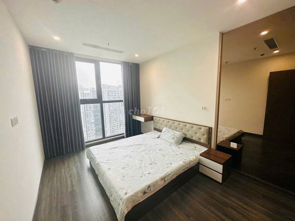 Квартира с 1 спальней и мебелью, Vinhomes Ocean Park, 8 млн