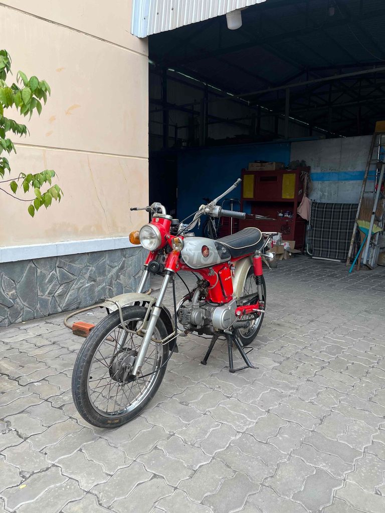 Honda CL50 Đỏ Bạc
