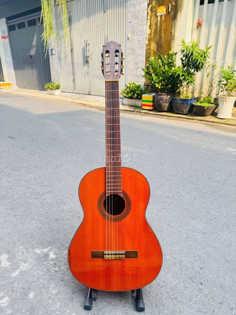 Thanh lý guitar classic Yamaha G-150D