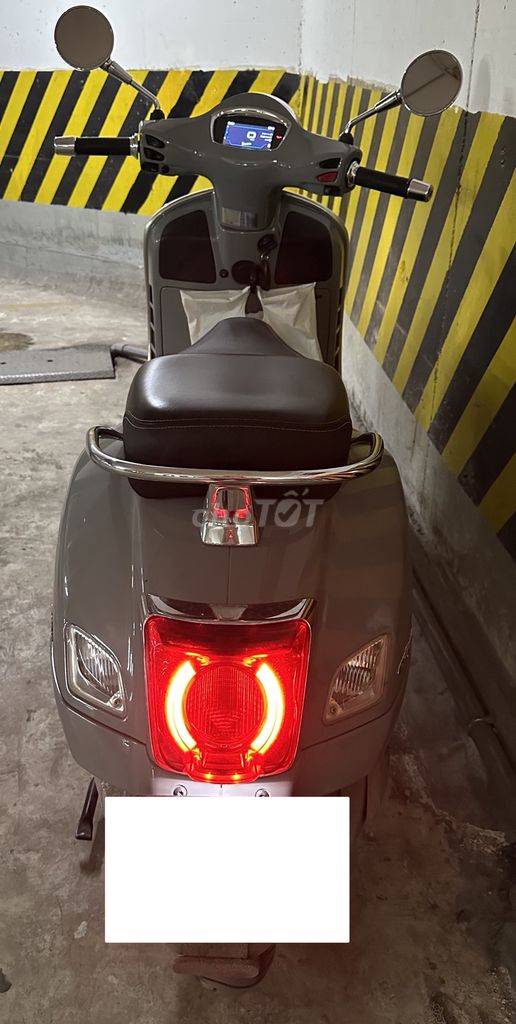 Xe tay ga Vespa GTS Super Tech 300 HPE 2020. Mua bán Xe máy tại Thành phố Biên Hòa Đồng Nai được đăng bởi Tên chưa cung cấp hình 2