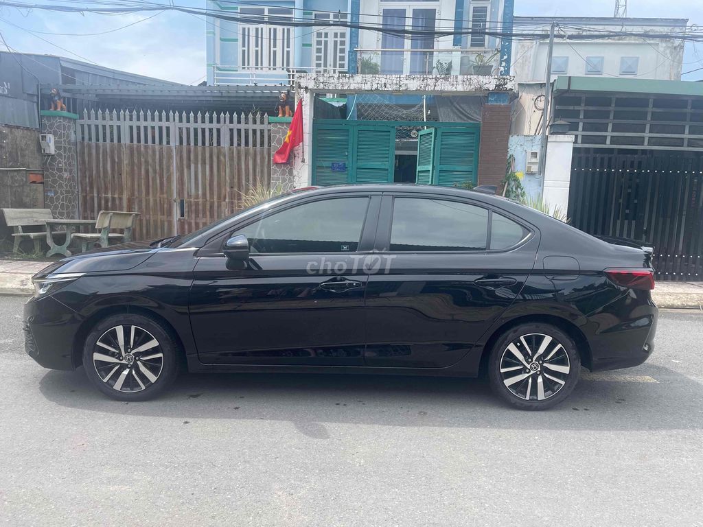 BÁN Honda CITY RS ĐỜI 2022 chạy đúng 47000 km. Mua bán Ô tô tại Huyện Hóc Môn Tp Hồ Chí Minh được đăng bởi Lương mạnh tuấn hình 3