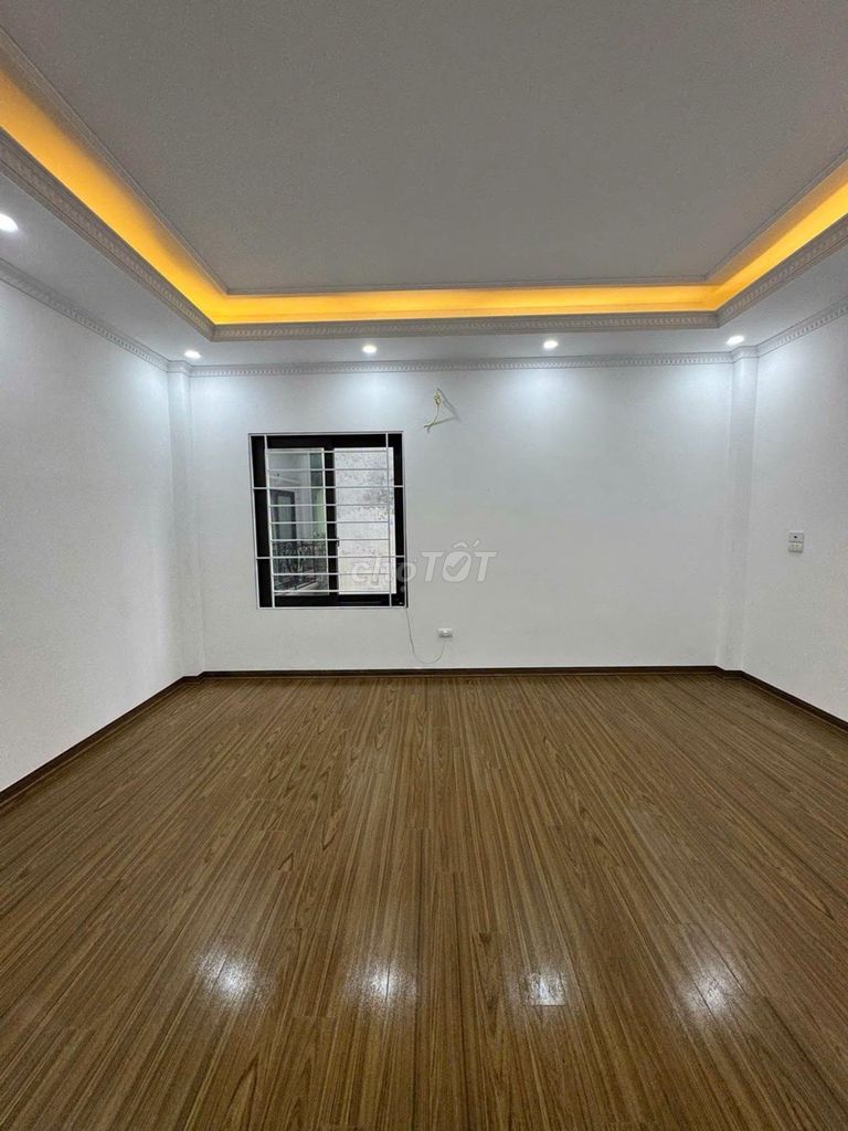 Дом 45 м², 5 этажей, 4 спальни, парковка - Ngoc Hoi