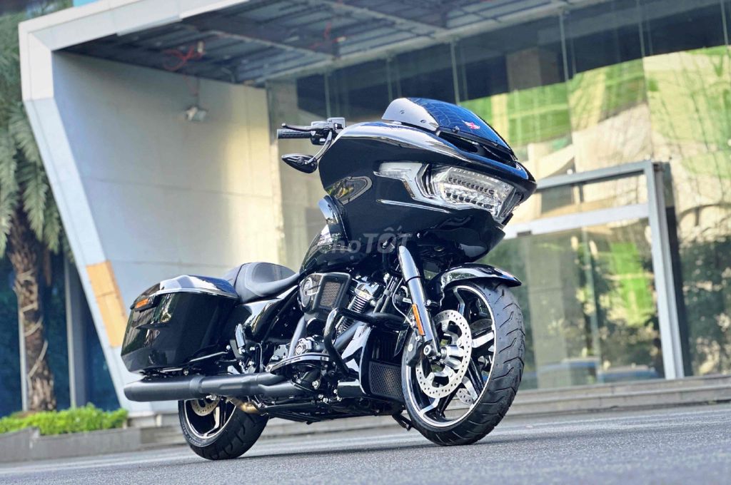 HARLEY Road Glide 117Ci - Thế Hệ Mới. Mua bán Xe máy tại Quận Tân Bình Tp Hồ Chí Minh được đăng bởi MR Đàm MOTOCAR hình 5