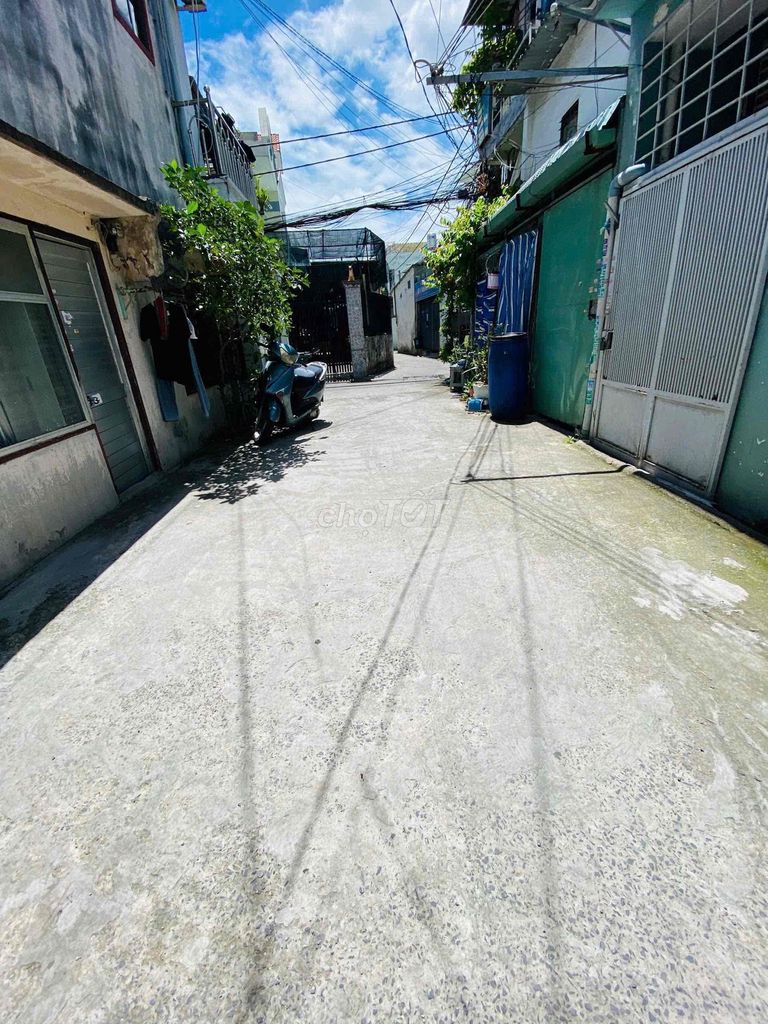 продается владелец дома по улице Чан Тхи Дьеу, площадь B, 4 Binh Thai Junction