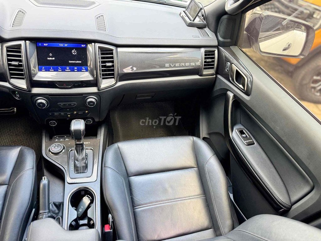 Everest 2 cầu xe đi rất ít bán tại Đại Lý Ford. Mua bán Ô tô tại Quận Tân Bình Tp Hồ Chí Minh được đăng bởi FORD PHỔ QUANG XE CŨ hình 7