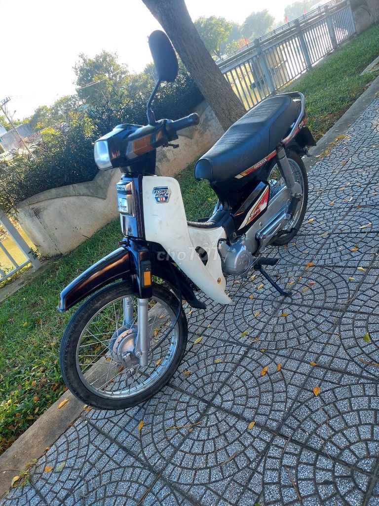 Ban xe rim may em binh den coi giay to ok. Mua bán Xe máy tại Quận Thanh Khê Đà Nẵng được đăng bởi Bàn Chân Trần hình 3