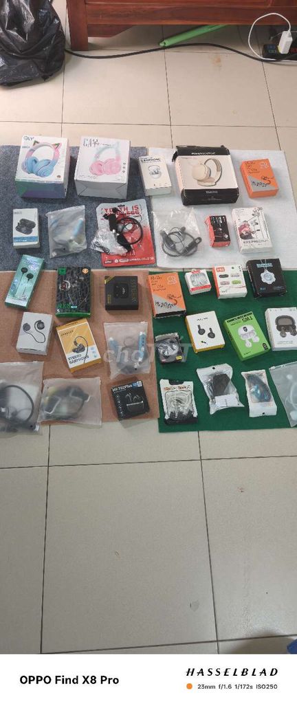 Tai nghe nhiều mẫu đa dạng giá mềm. Mua bán Tivi, Âm thanh tại Quận Nam Từ Liêm Hà Nội được đăng bởi Nguyễn Quốc Khánh hình 1